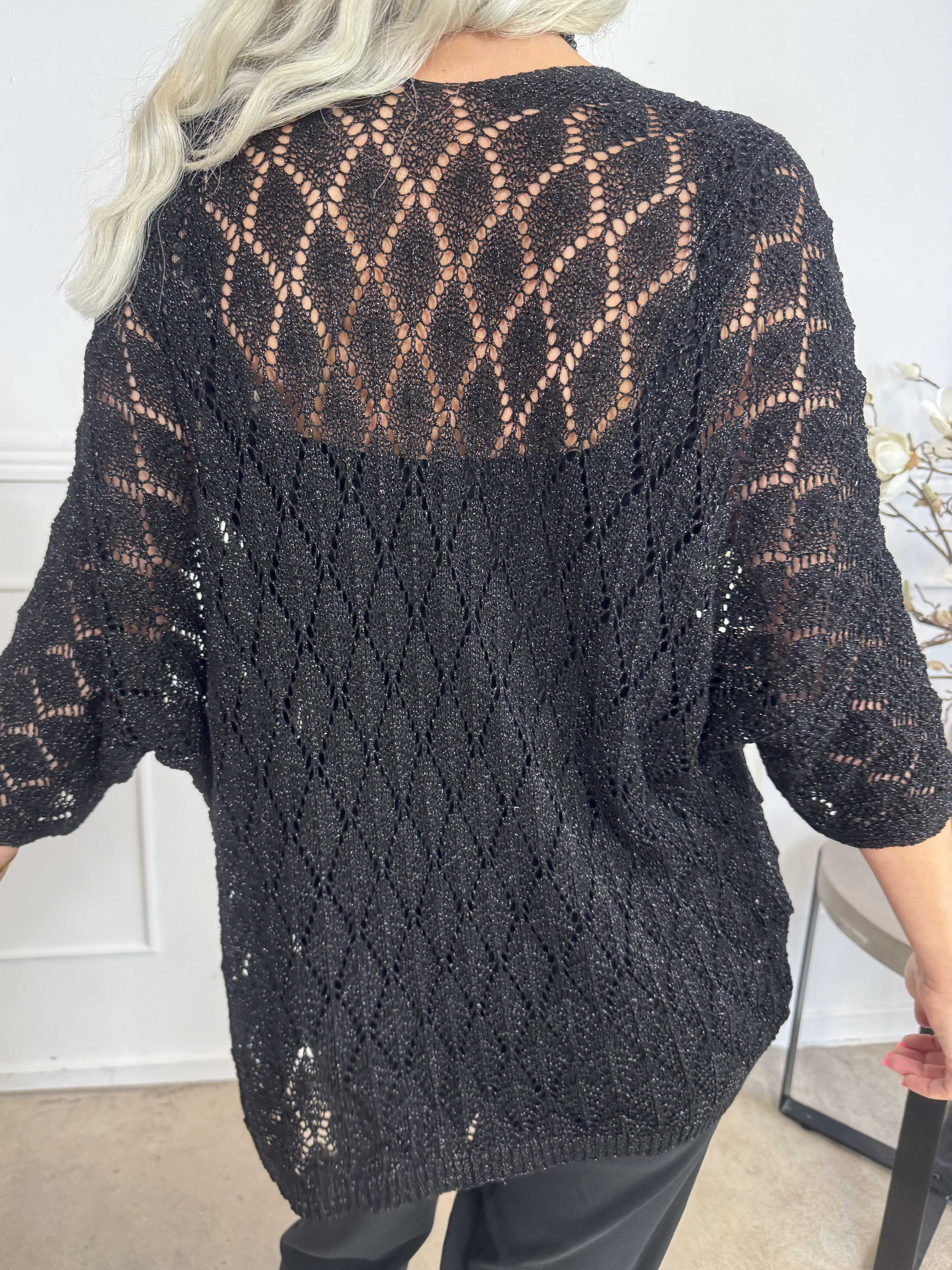 Selena - Söt virkad stickning med glittertrådar